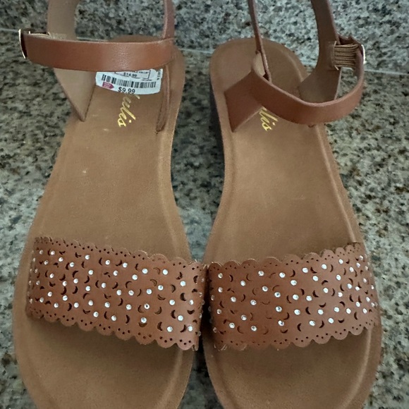 Size 5/6 - Picture 2 of 2